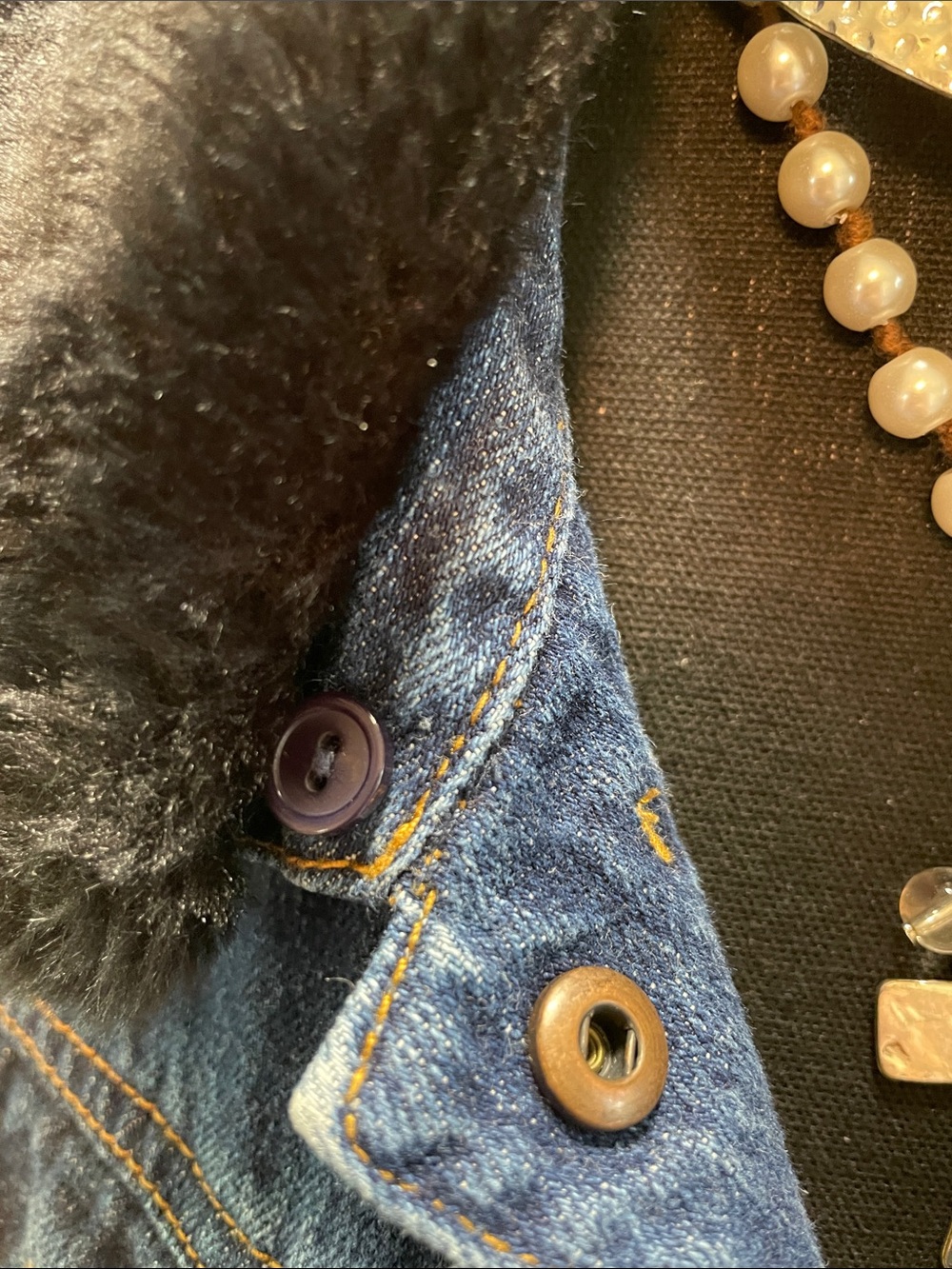 Dark Blue Denim Jacket with Black Faux Fur Collar - Liz Claiborne - Picture 8 of 16